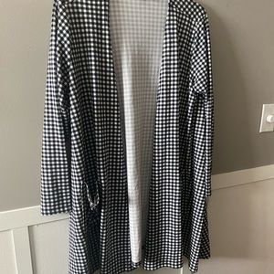 NWT LuLaRoe Caroline Black & White XL